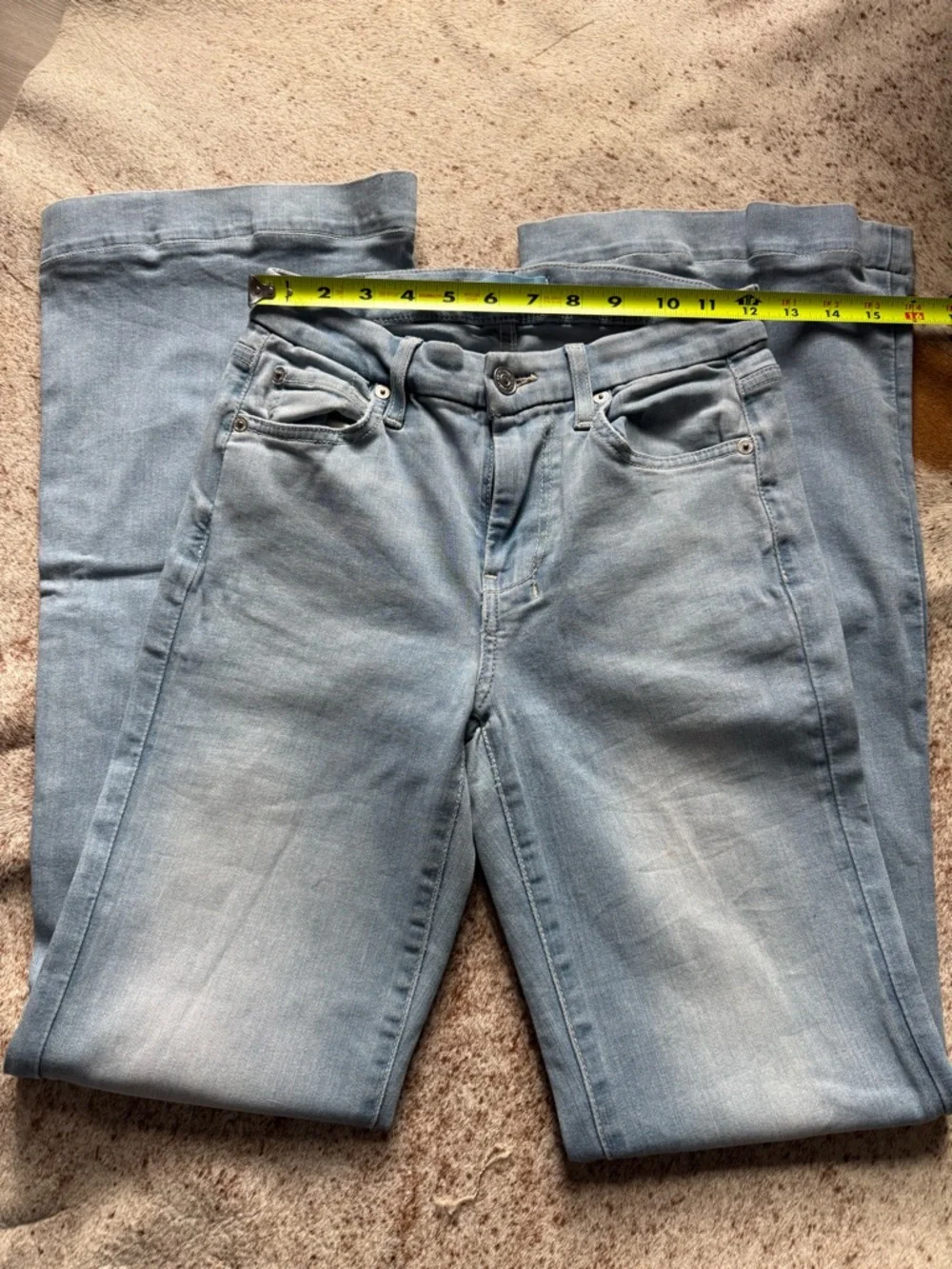 Light Wash 7 for all mankind Dojos - Picture 2 of 7